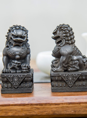 中式迷你国风铁锈石狮子创意桌面小摆件装饰造景摆设树脂茶宠一对