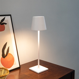 野者北欧装饰台灯餐厅咖啡厅酒吧氛围桌灯卧室床头充电台灯小夜灯