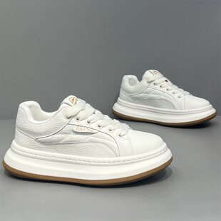 男鞋2026新款春季潮牌高级感面包鞋运动休闲小白板鞋增高百搭潮鞋