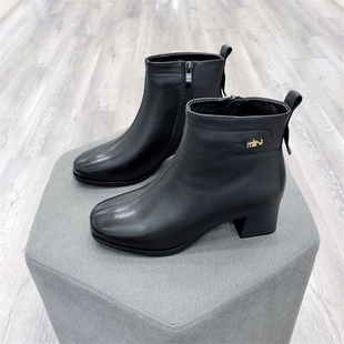 冰洁2025冬季新款女鞋羊皮中粗跟加绒保暖简约百搭短靴29-225-45