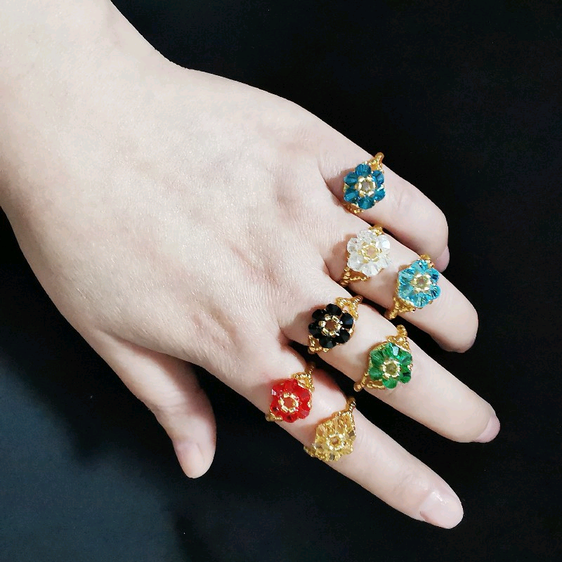 新品串珠清新花朵水晶戒指女个性饰品多色指环彩色甜美成品包邮