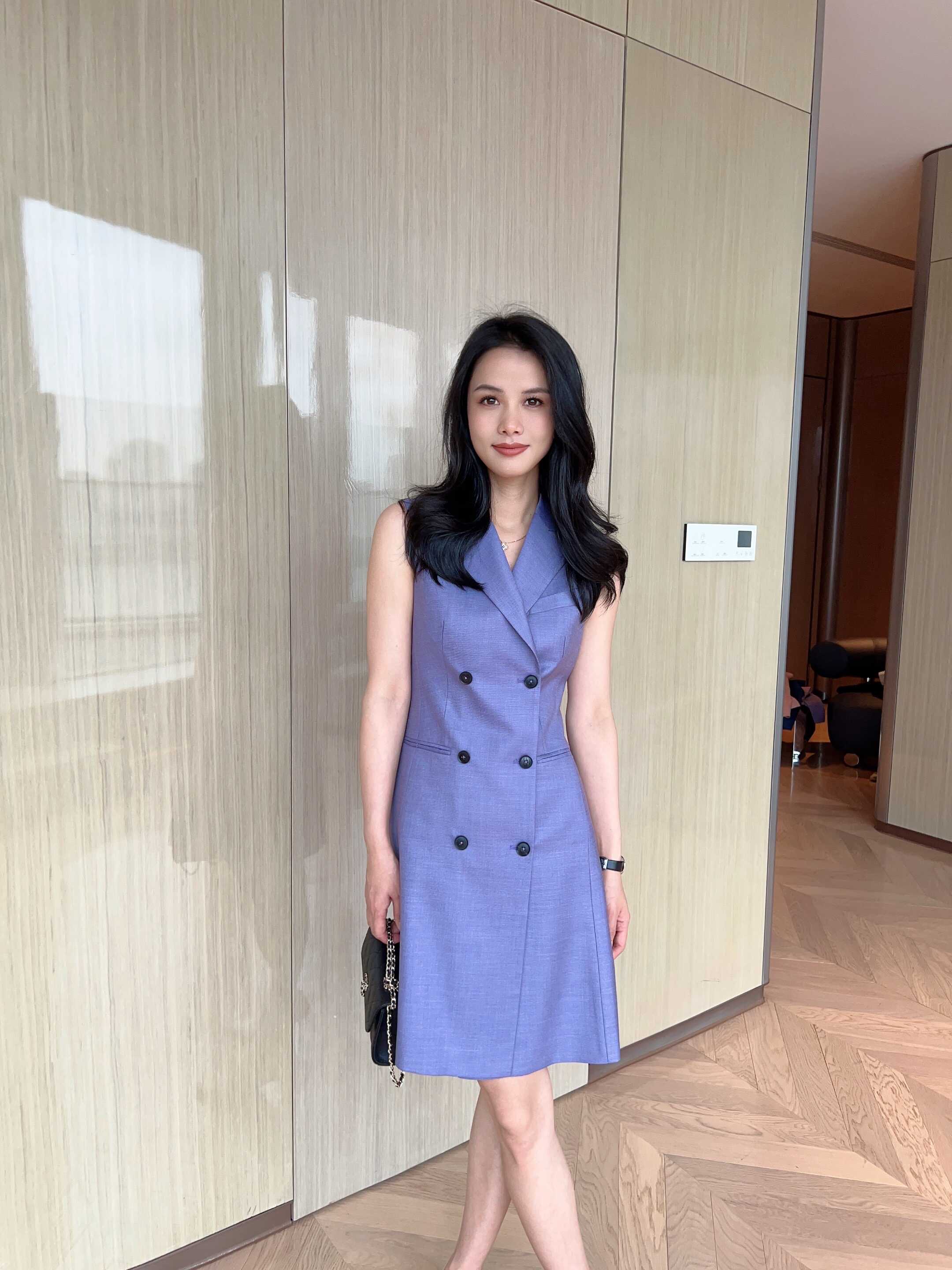 夏季新款紫色双排扣中长款西装马甲无袖连衣裙女显瘦气质