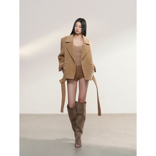 PEMPL·卡其色正肩双排扣戗驳领毛呢外套女短款系带保暖加厚上衣