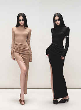 PEMPL 亲肤柔软长袖高领修身针织连衣裙女不规则弹力褶皱包臀长裙