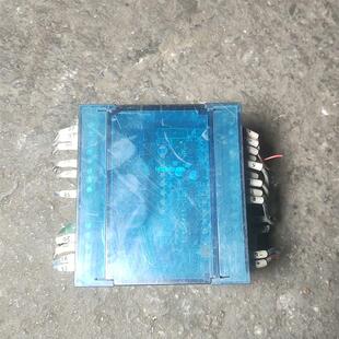 空压机控制器／KYK3 螺杆式 议价 拆 AC15V 300MA