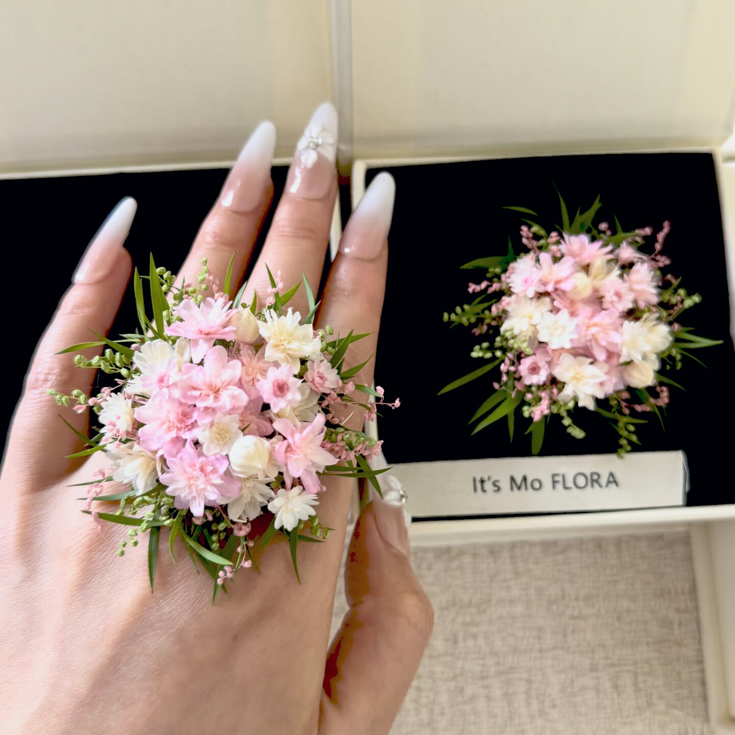 手作植物永生花戒指结婚新人图片