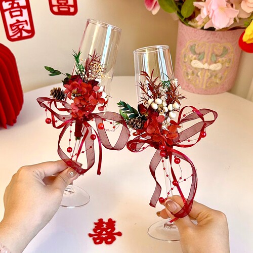 结婚敬酒杯新人香槟杯高脚杯喜字婚礼创意鸡尾酒杯装饰花订婚礼品