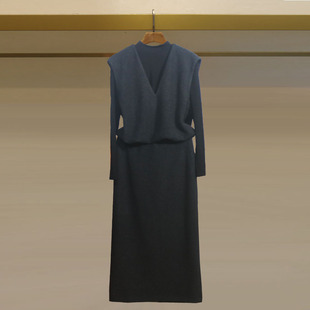 含羊毛呢子连衣裙背心长裙专柜同款 25年秋冬新款 两件套装