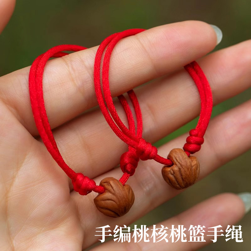 女款本命年朱砂葫芦编织手串