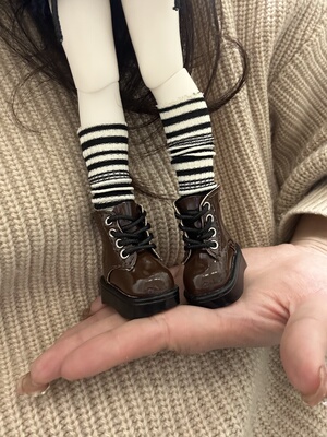 新款外出bjd六分马丁靴超萌亮皮系带高筒靴普六棍六娃娃鞋子便宜