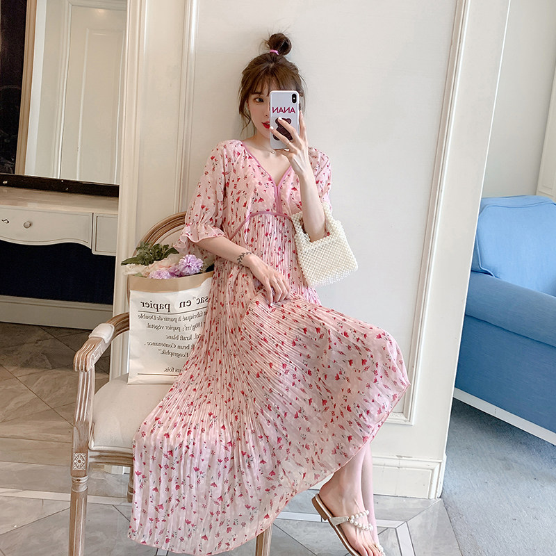 THE NEW SUMMER MATERNITY DRESS LOOKS THIN MID-LENGTH CHIFFON DRESS FOREIGN FLORAL SKIRT SUMMER BASE SKIRT 200 POUNDS