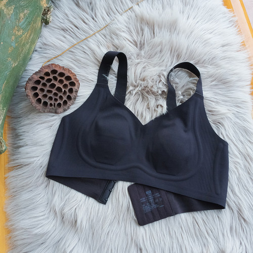 一片式文胸无钢圈大胸显小速干