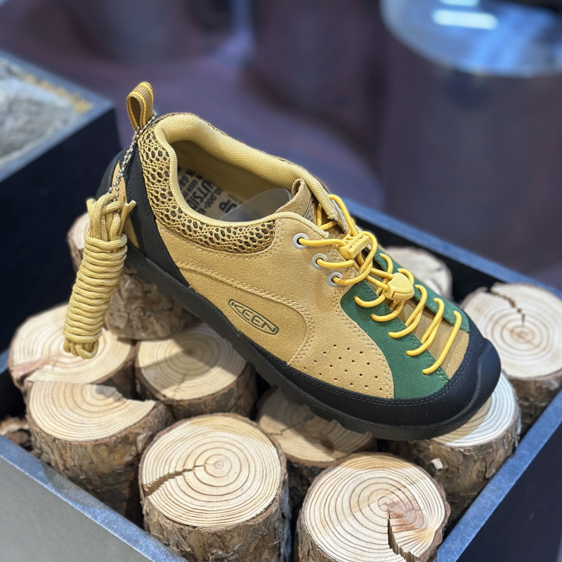 不退换全韩百货 KEEN 韩国代购 2025春时尚休闲鞋 KNSO4F232 5C07