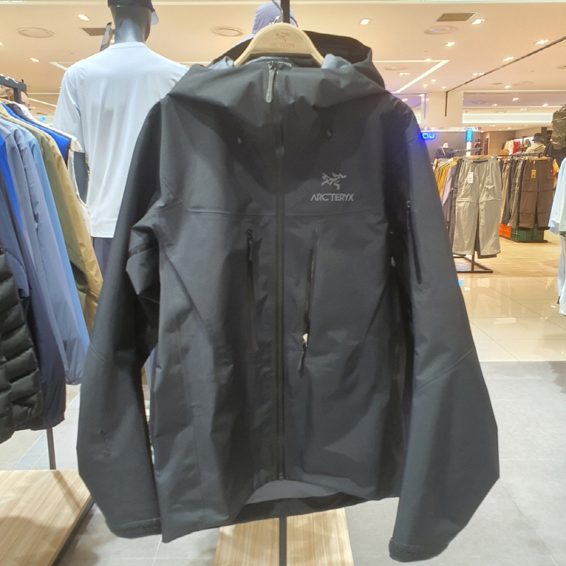 不退换全韩 ARCTERYX始祖鸟 韩代夏 外套 ALPHA SV JACKET M 4G24