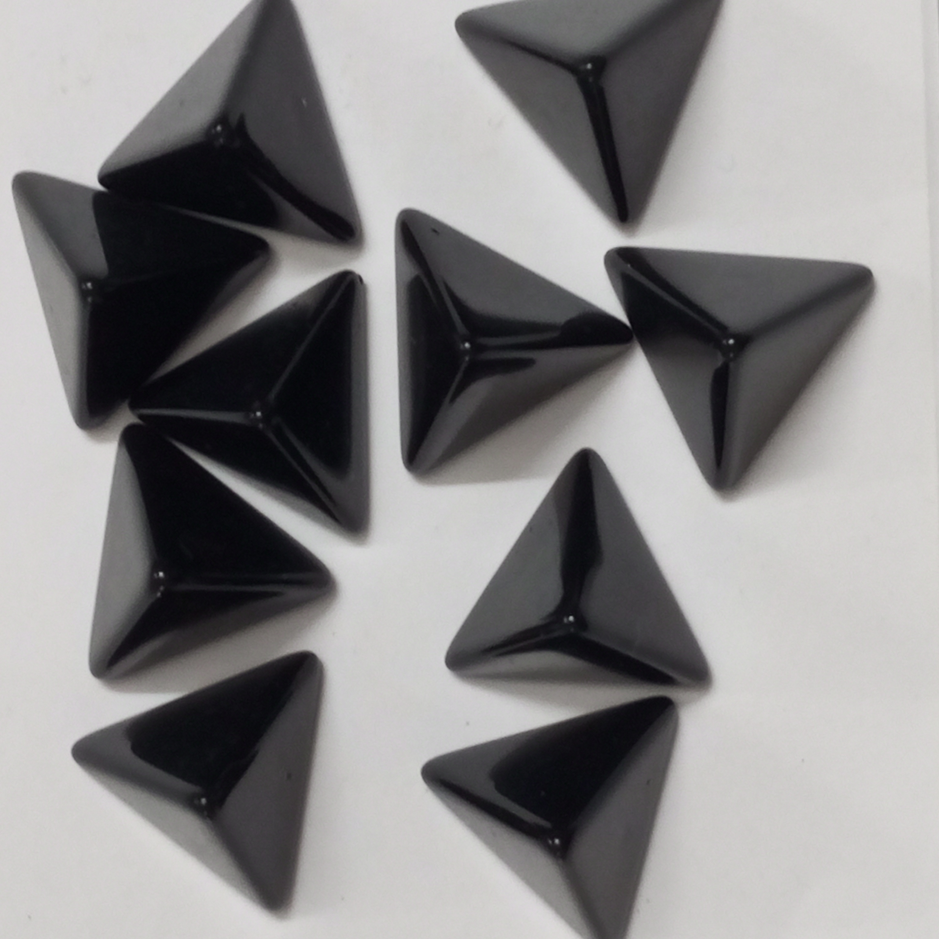 黑色三角形骰子4面骰子空白光面板筛子桌游设计道具大学数学几何