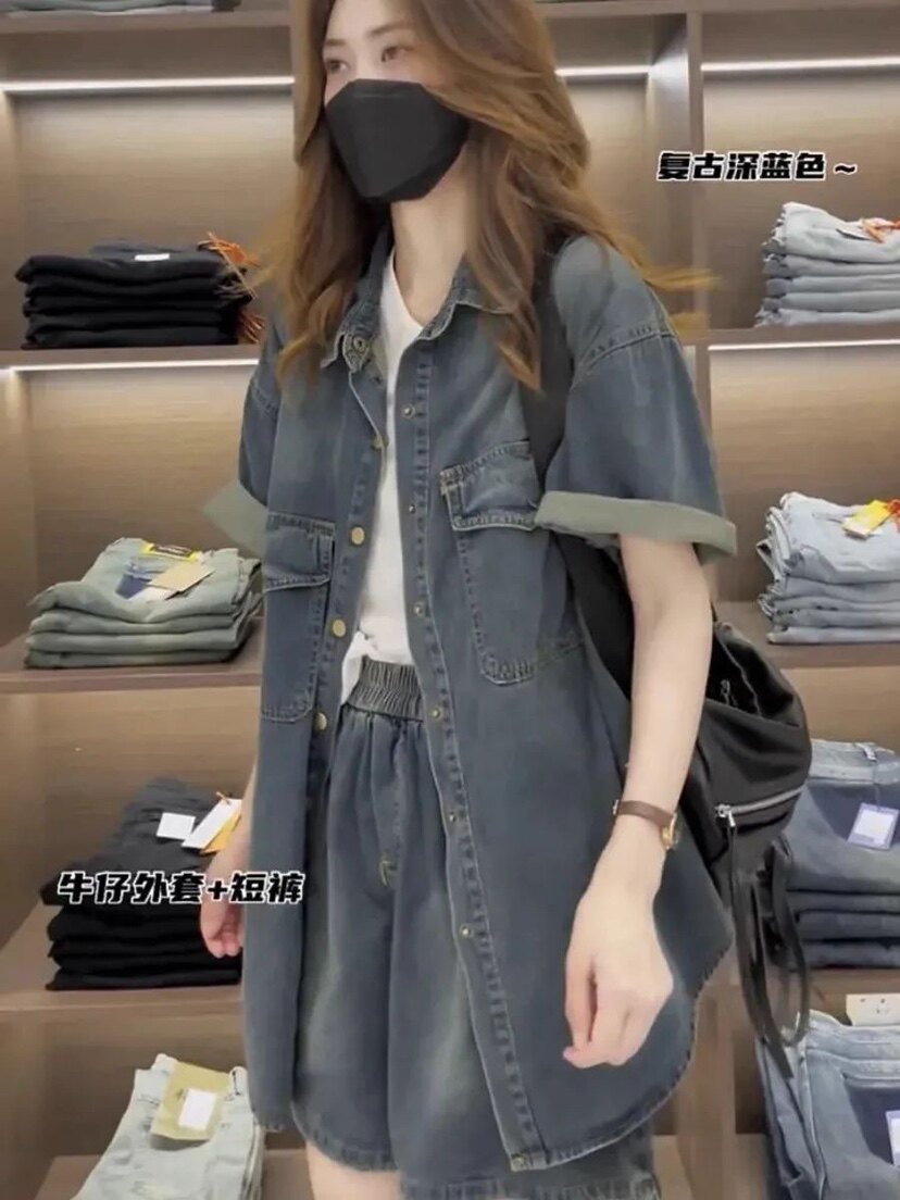 新款梨形身材穿搭大码女装牛仔外套短裤宽松显瘦两件套时尚套装女