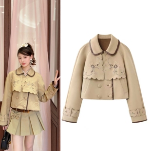 2026春季新款复古少女风娃娃领重工镂空绣花风衣料短外套上衣女