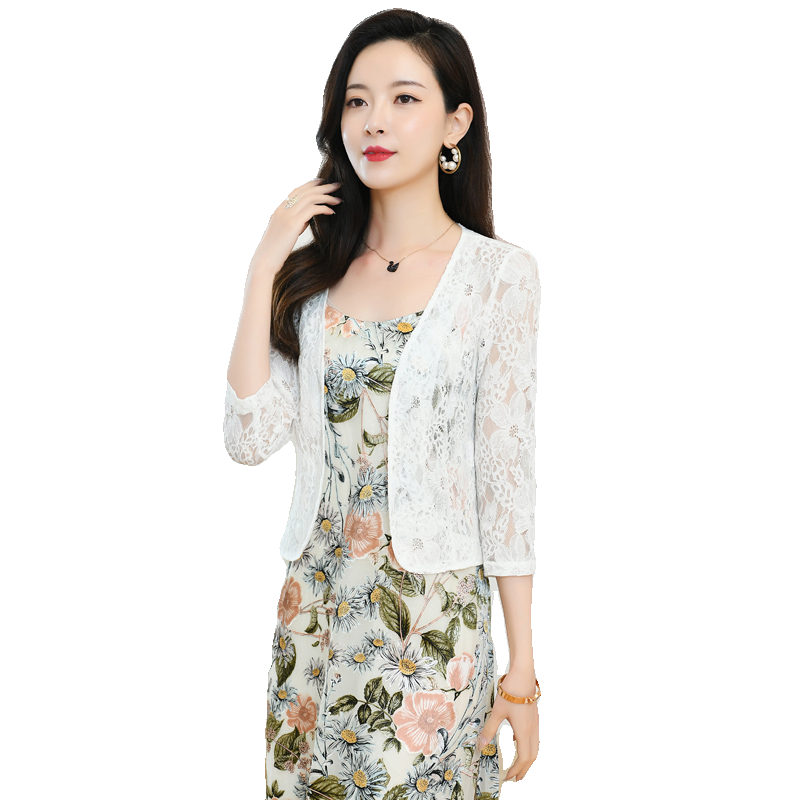 蕾丝小披肩上衣女春夏季外搭配裙子新款短百搭大码镂空开衫薄外套