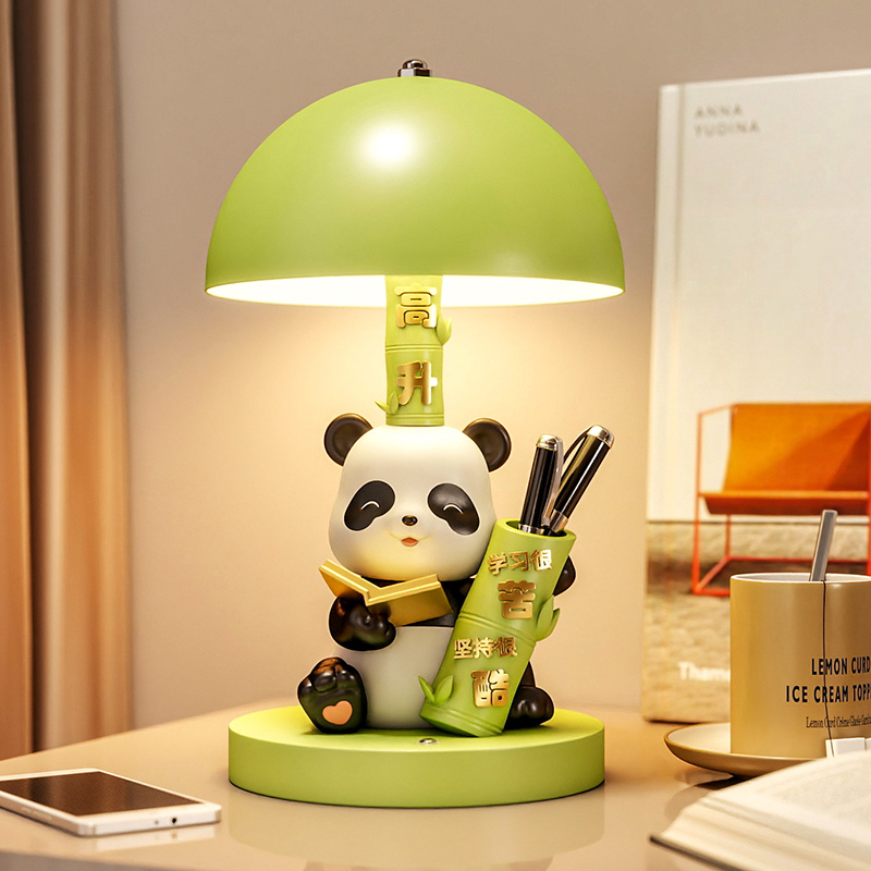 熊猫学习励志台灯摆件