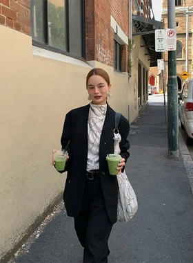 26早春日韩休闲质感V领垫肩通勤西装外套女显瘦职场百搭上衣C8591