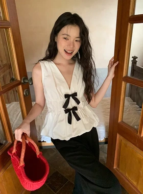 法式可爱蝴蝶结减龄收腰衬衣2026年夏季气质v领无袖上衣女S5335