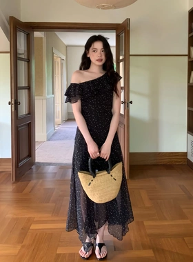2026年夏法式雪纺气质波点长裙荷叶边斜肩连衣裙A字裙S5278