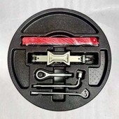 适用于日产轩逸千斤顶摇杆轮胎扳手拖车钩三脚架原厂随车维修工具