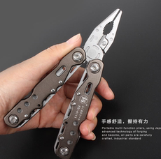 Многофункциональные плоскогубцы 福冈工具fo-4111折叠钳户外自行车组合多功能断丝钳子剪切螺丝刀