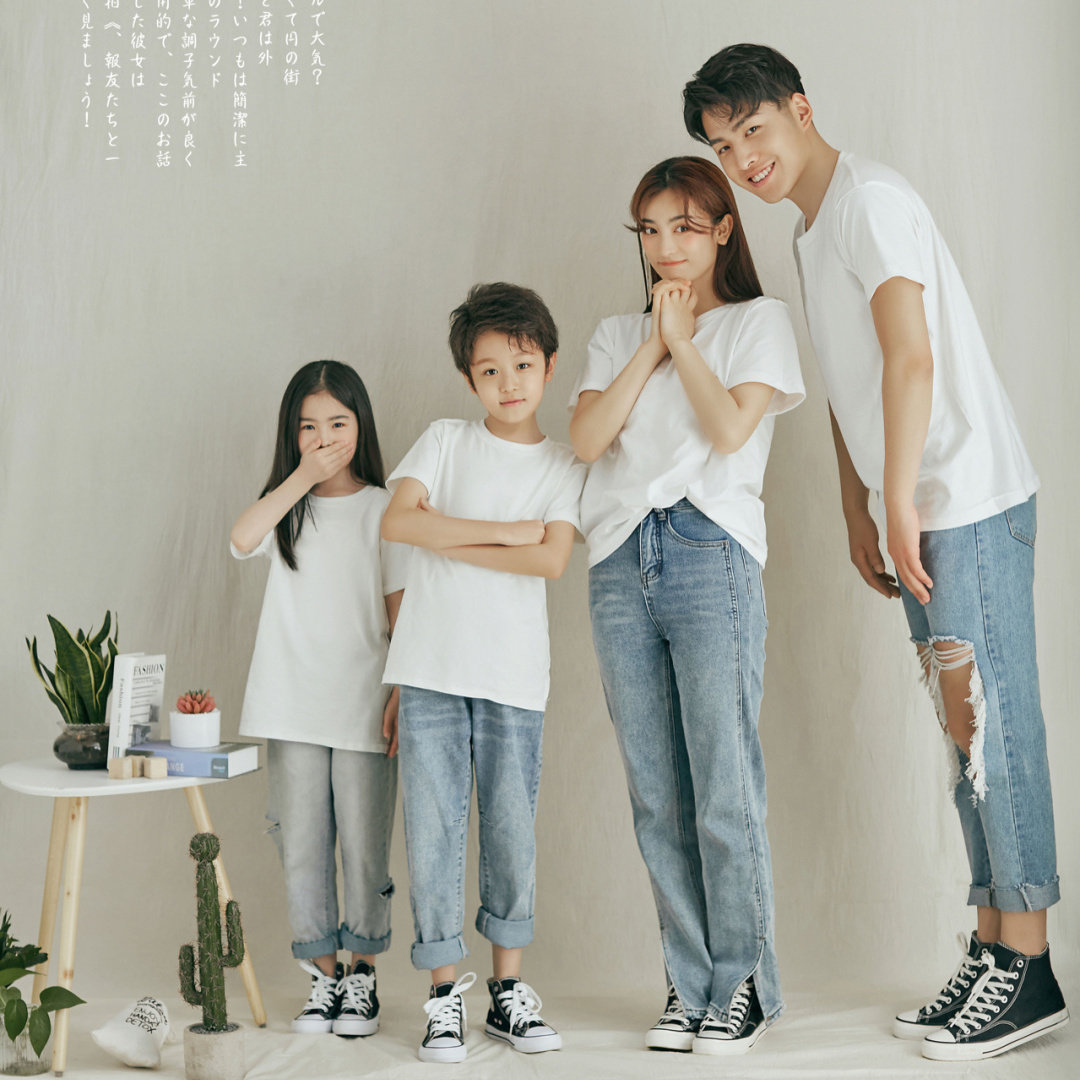 适合拍照的亲子装夏纯白