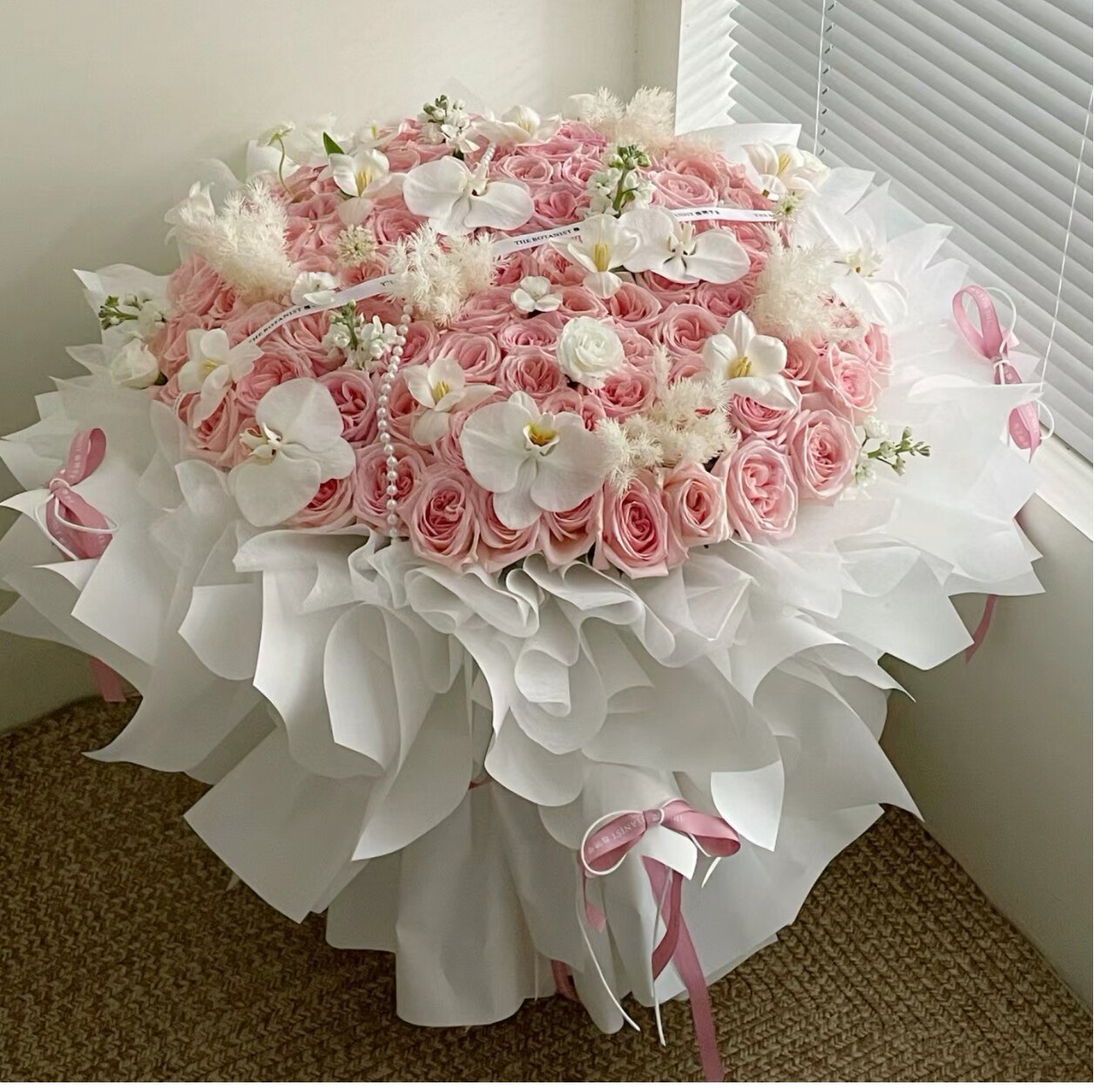 99朵红玫瑰求婚表白纪念日花束生日订婚结婚撒狗粮拍照打卡鲜花