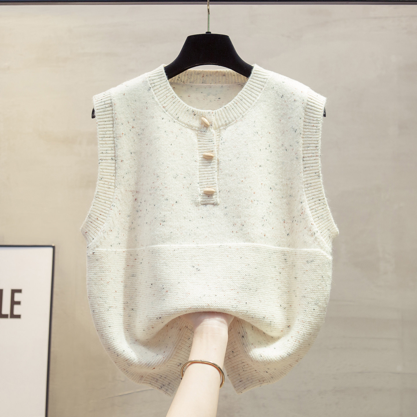 花纱开襟圆领针织马甲背心女2025秋冬新款宽松马夹叠穿毛衣坎肩潮,女装/女士精品,马夹,淘宝优惠券,粉丝福利购,淘宝优惠卷