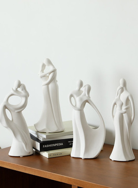 创意陶瓷情侣人物摆件