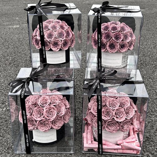 永生花玫瑰花抱抱桶礼盒亚克力摆件情人节生日礼物送朋友花盒