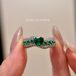 蕾迪[绿色赞歌]1克拉S925银镀金不规则波浪爱心绿钻设计感女戒指