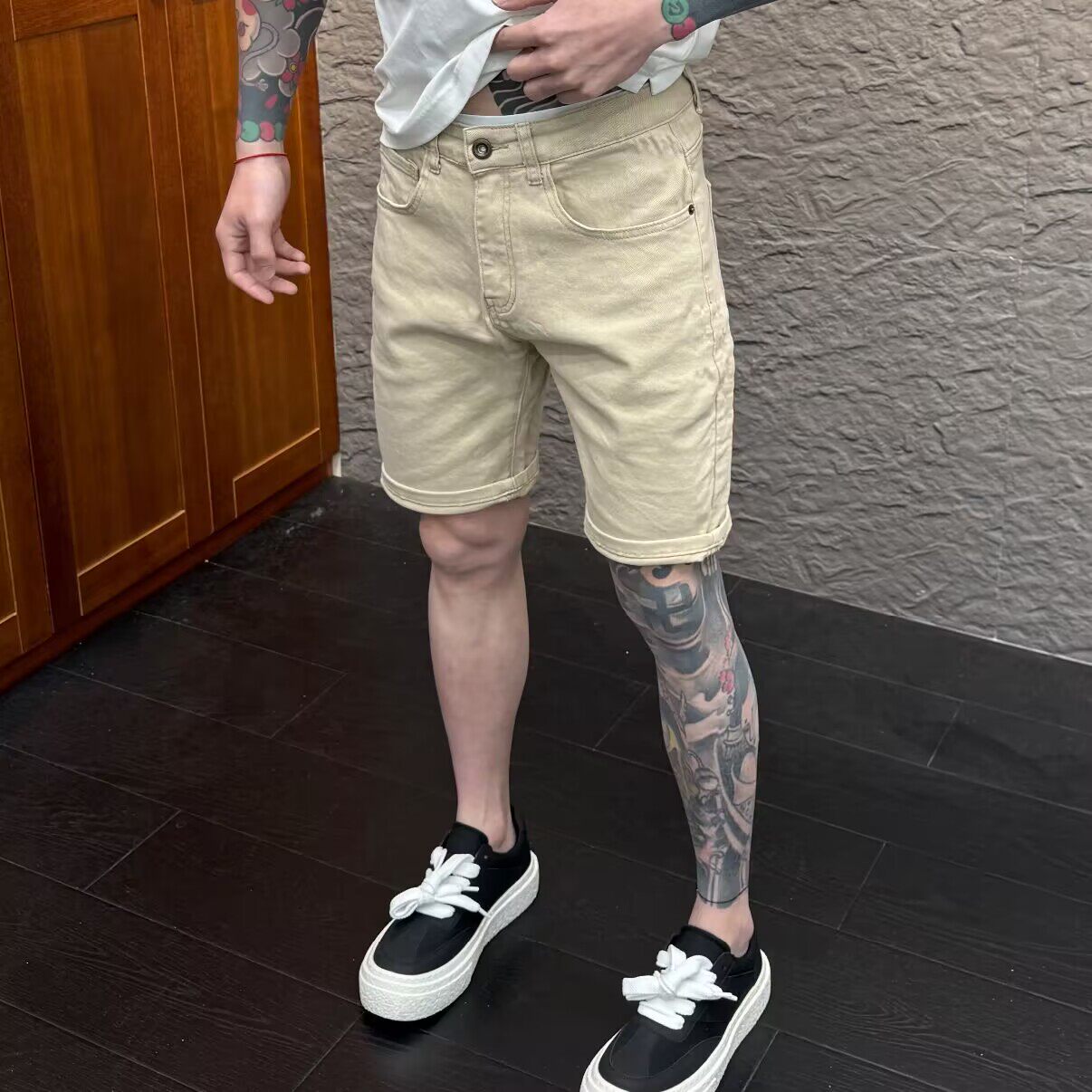 卡其色牛仔短裤男修身小直筒