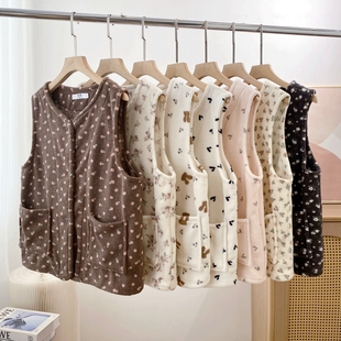 珊瑚绒马甲女秋冬保暖加厚雪莉碎花马夹坎肩背心可外穿家居服上衣