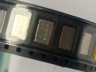 贴片有源晶振 7050 5*7MM 57MHZ 57M 58.9824M 原装 58.9824MHZ