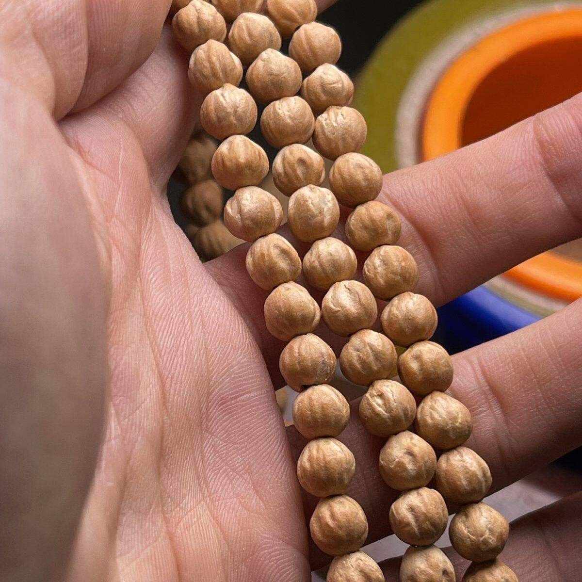 藏区热振寺柏香籽古典念珠纯原桩微切108颗佛珠多圈脖挂手链文玩