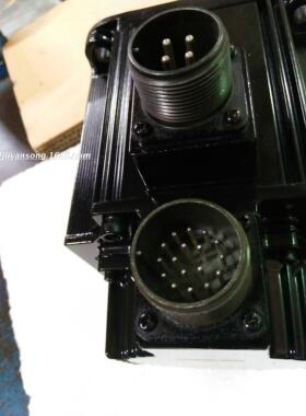 安川电机SGMGH-09ACA61 YASKAWA AC SERVO MOTOR SGMGH-09ACA61