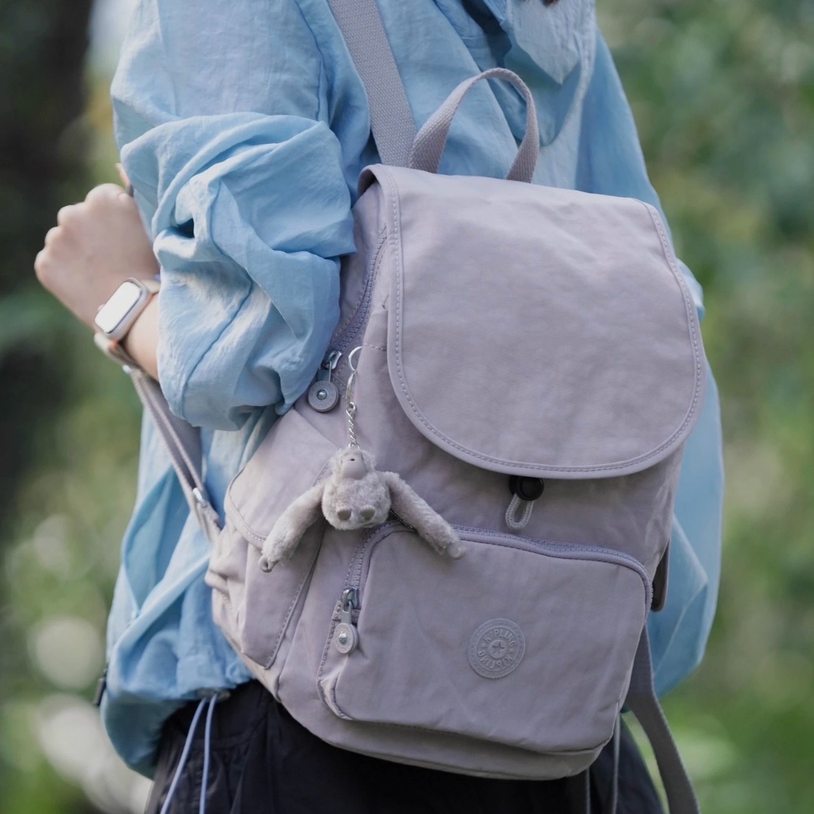 Kipling男女款凯浦林经典双肩背包轻便休闲百搭秋冬大容量旅行包