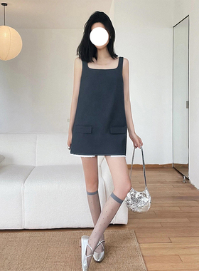 BERUN 法式高级感灰色方领吊带连衣裙女夏季宽松显瘦西装短裙子
