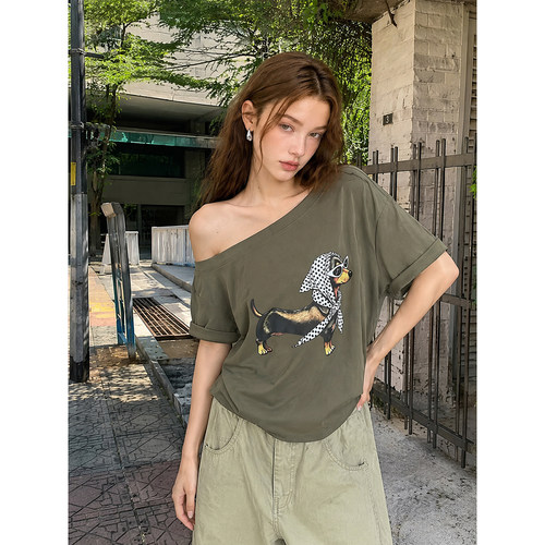 BERUN 美式高街斜领腊肠狗印花短袖T恤女装休闲宽松百搭薄款上衣