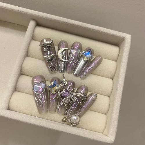 y047超长梯【原创实拍】极光月亮重工手工穿戴甲蝴蝶吊坠欧美风