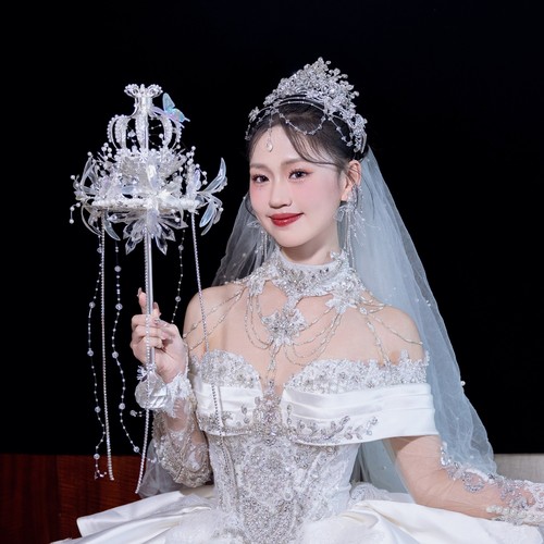 高级感权杖手捧花水晶