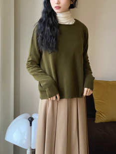 1208 女上衣 秋冬简约复古森系慵懒百搭显白咸菜绿短款 毛衣针织衫