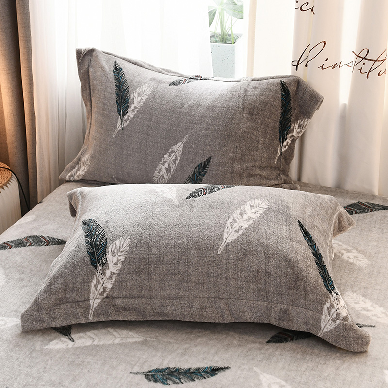 法兰绒面料绒毛细腻保暖蓄热