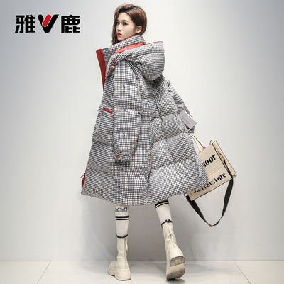 雅鹿格子羽绒服女过膝长款外套