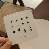 小众设计感高级冷性风黑色耳钉女2026新款 耳骨钉 潮耳环组合套装