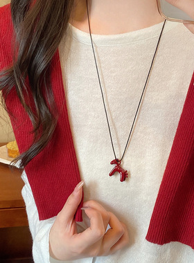 新中式马年红色小马项链高级感轻奢小众男女款配毛衣配饰装饰吊坠