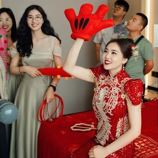 指东看西结婚指挥棒堵门道具整蛊新郎伴郎接亲搞笑游戏红色大手套